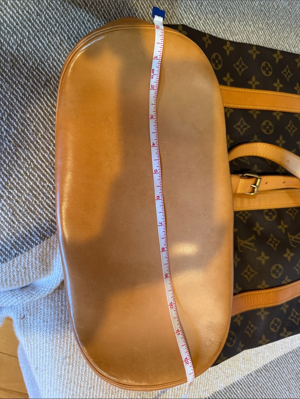LV Randonnee with Dust Bag - Picture 3 of 15